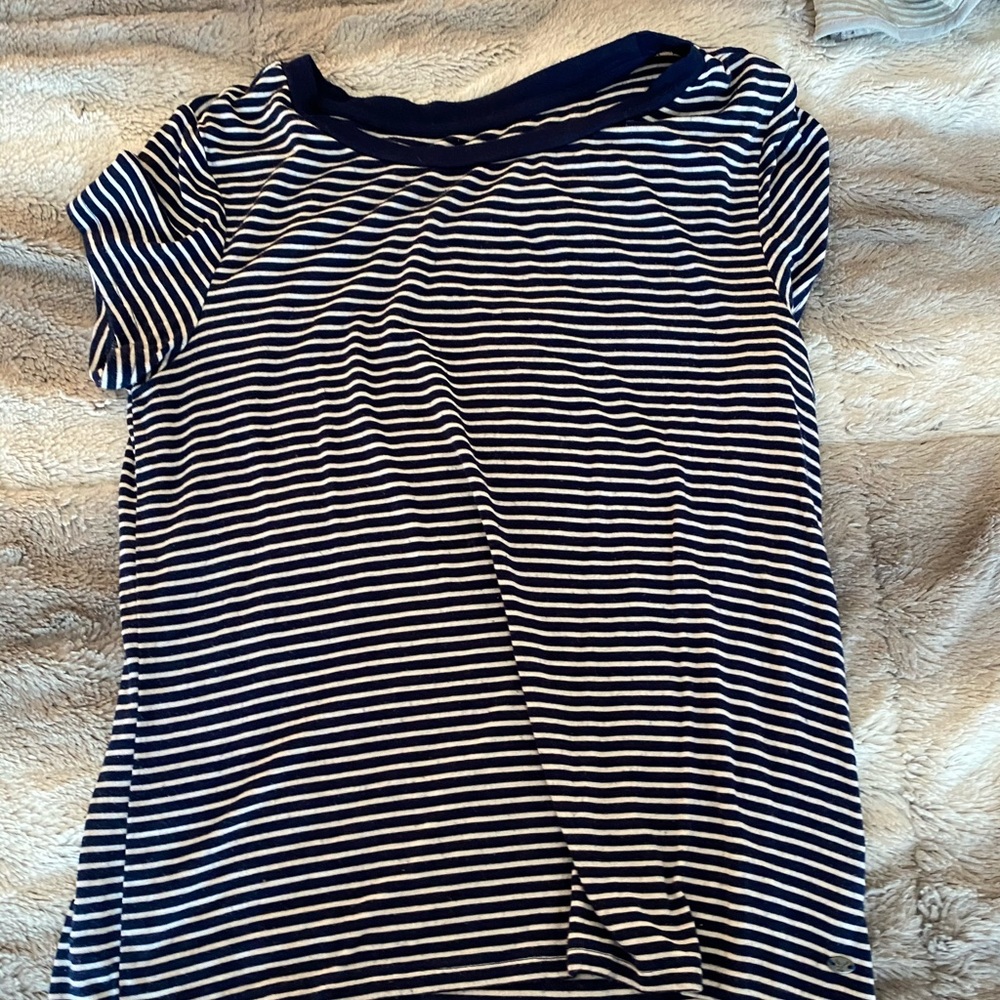 navy and white stripe american eagle tshirt